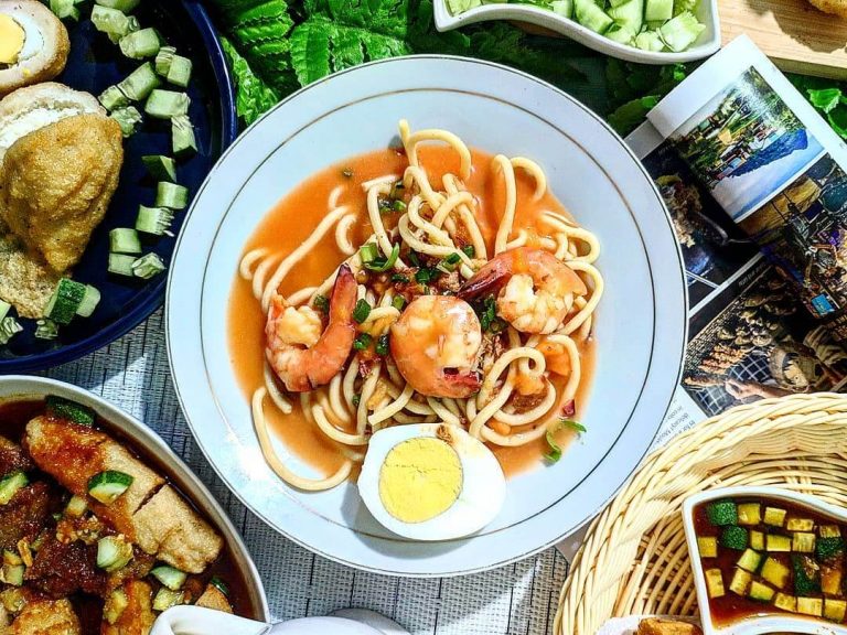 √ 11 Makanan Khas Jambi + Harga dan Rekomendasi Restonya