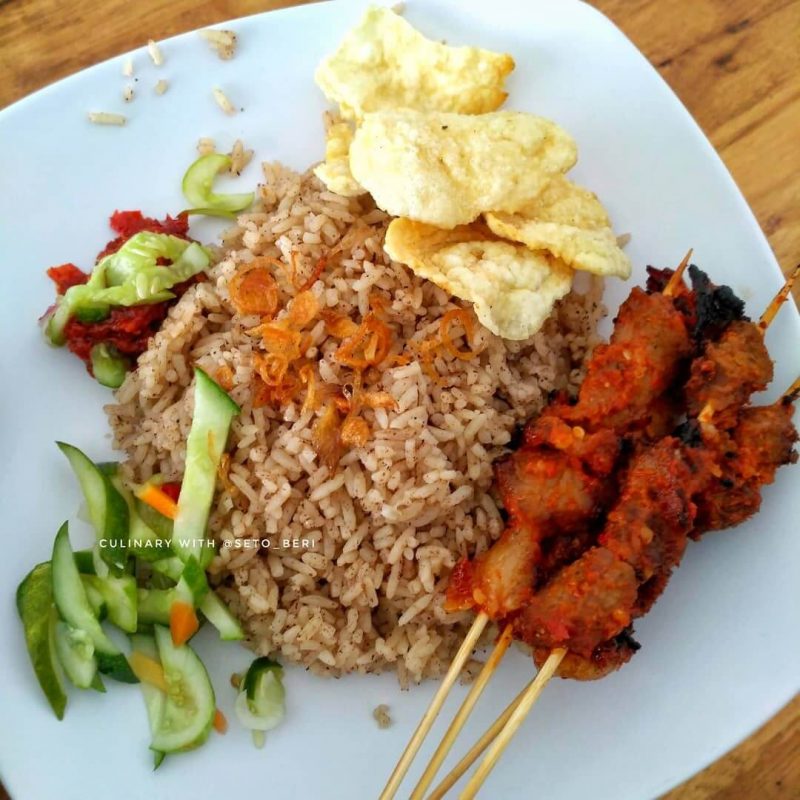 √ 25 Makanan Khas Banten + Harga dan Rekomendasi Resto